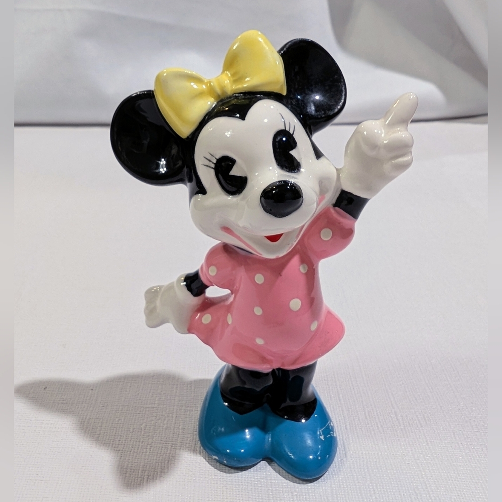 Vintage Ceramic Minnie Mouse Disney Japan Pie-eyed